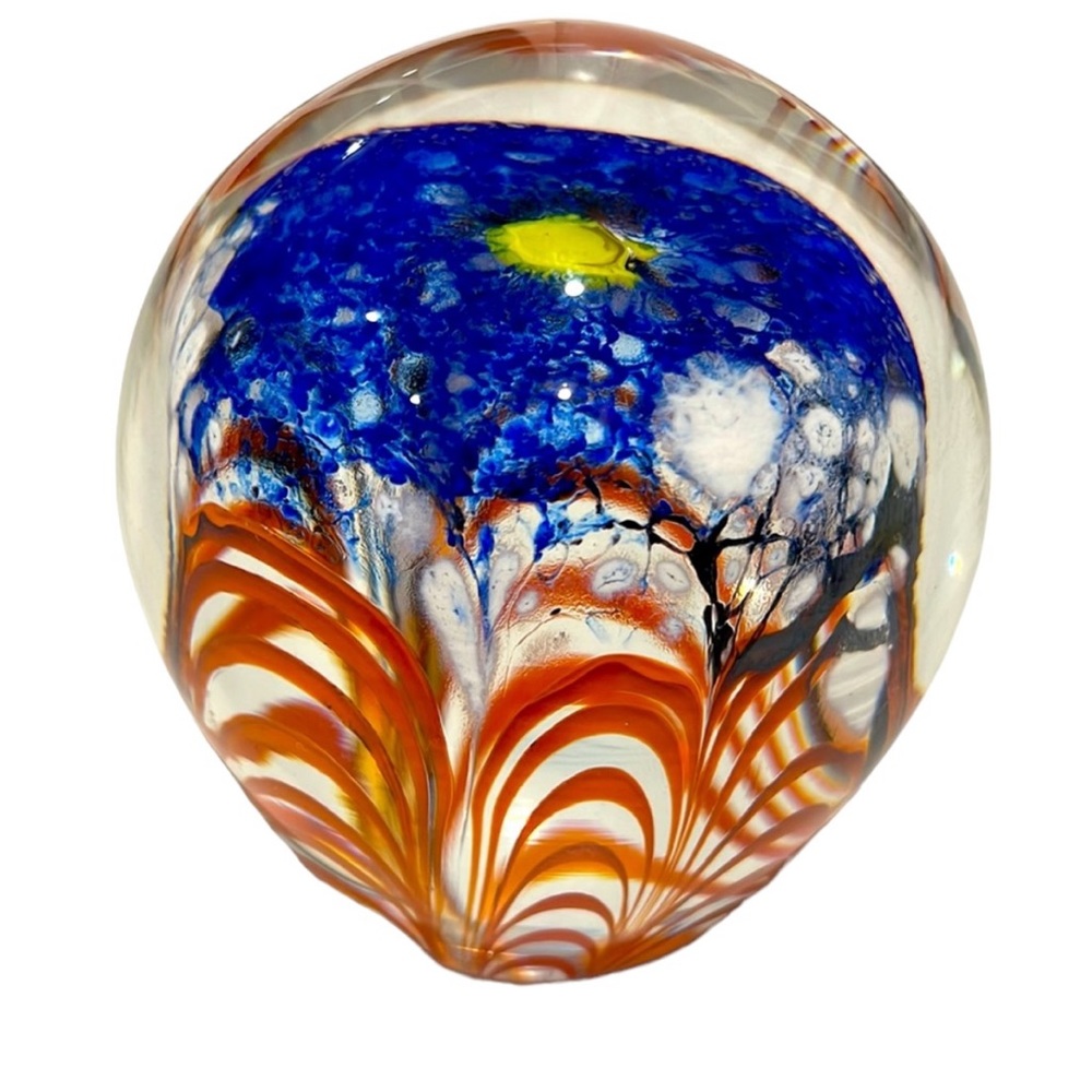 Vintage art glass paperweight. EUC